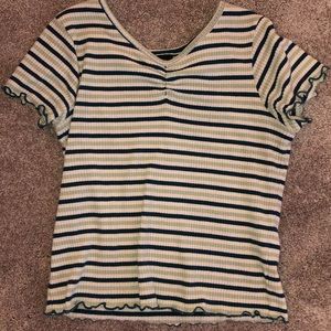 brand new worn once! target art classes green stripped ruffle shirt